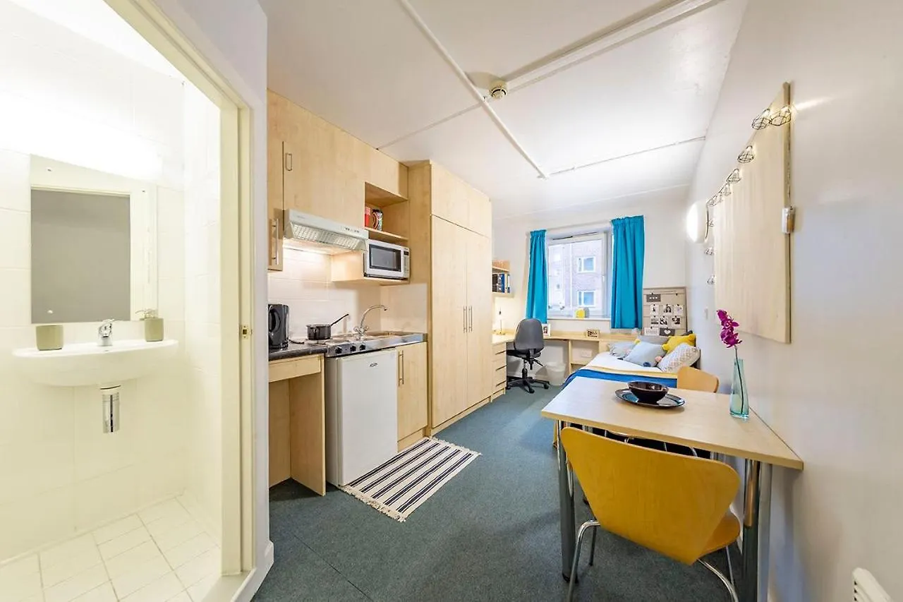 Broadgate Park Beeston Nottingham Apartment 0*,